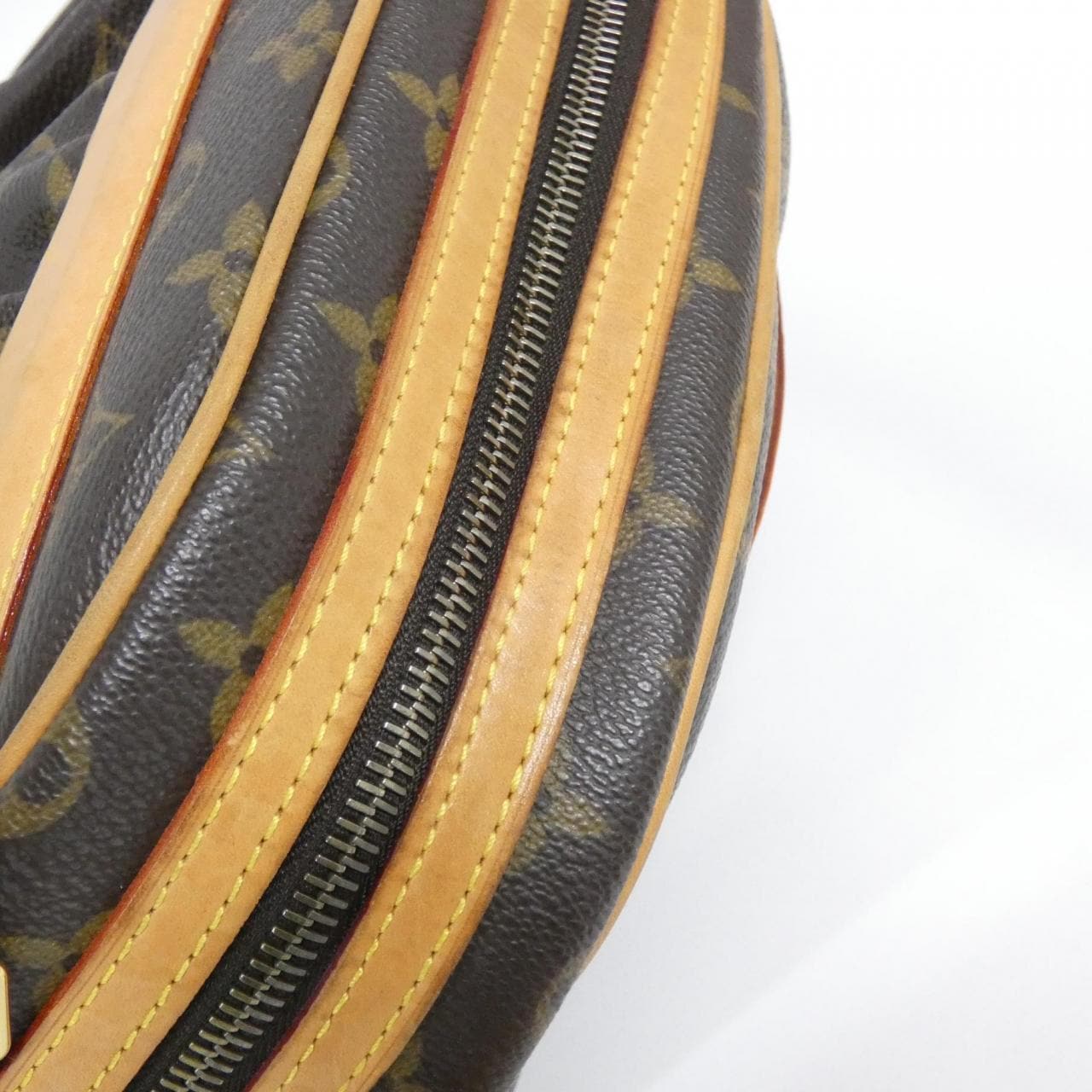 ルイヴィトン モノグラム クララ M40057 ショルダーバッグ