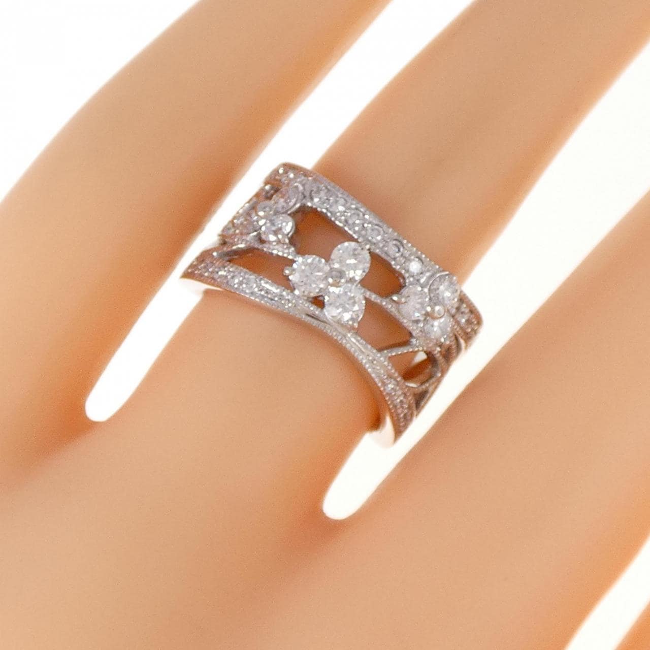 PT ダイヤモンド リング 0.70CT