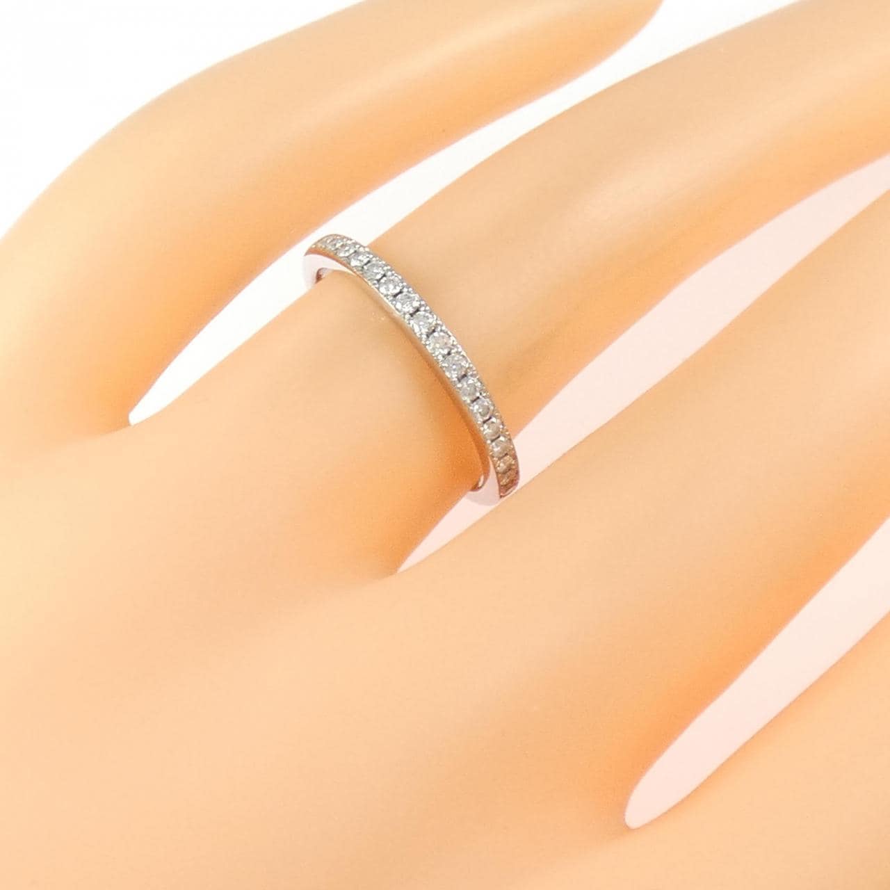 PT950 ハーフエタニティ ダイヤモンド リング 0.153CT