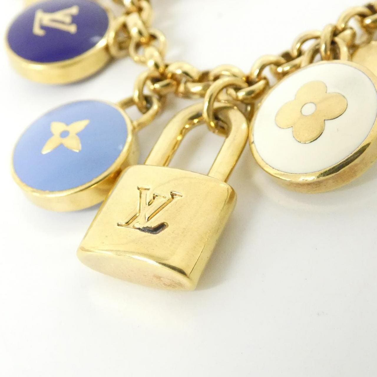 LOUIS VUITTON Porte Cle Chene Pastille M65911 Qeelin