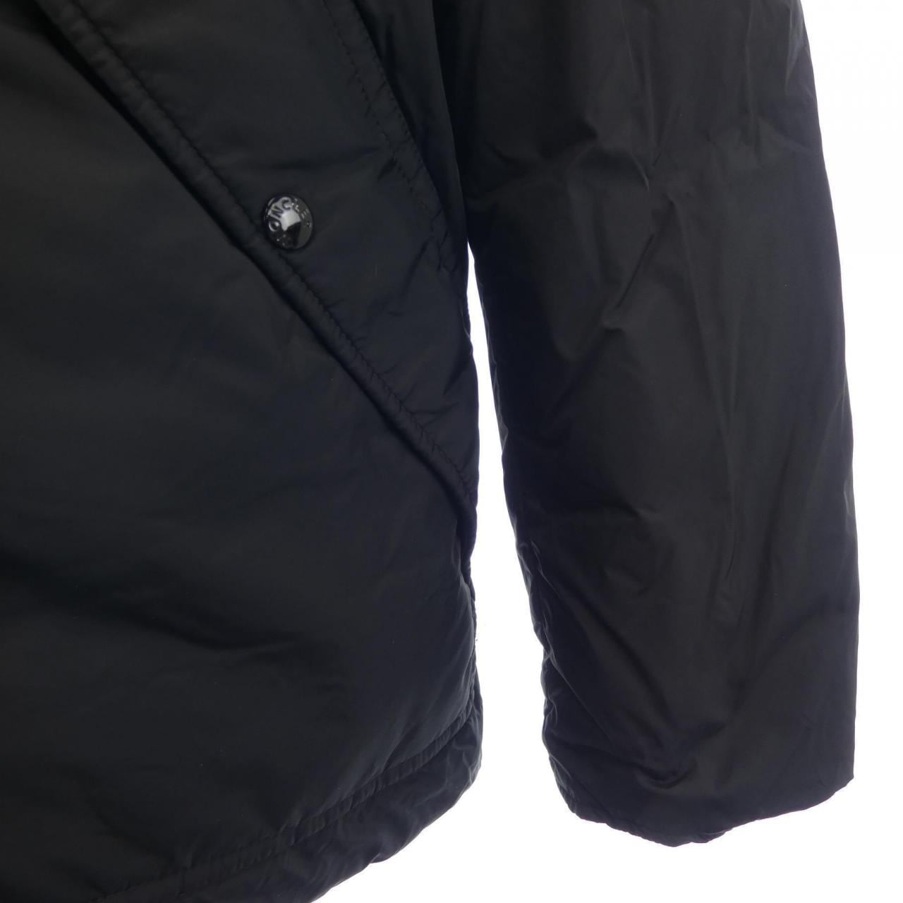 モンクレール MONCLER HORDELYME ダウンジャケット