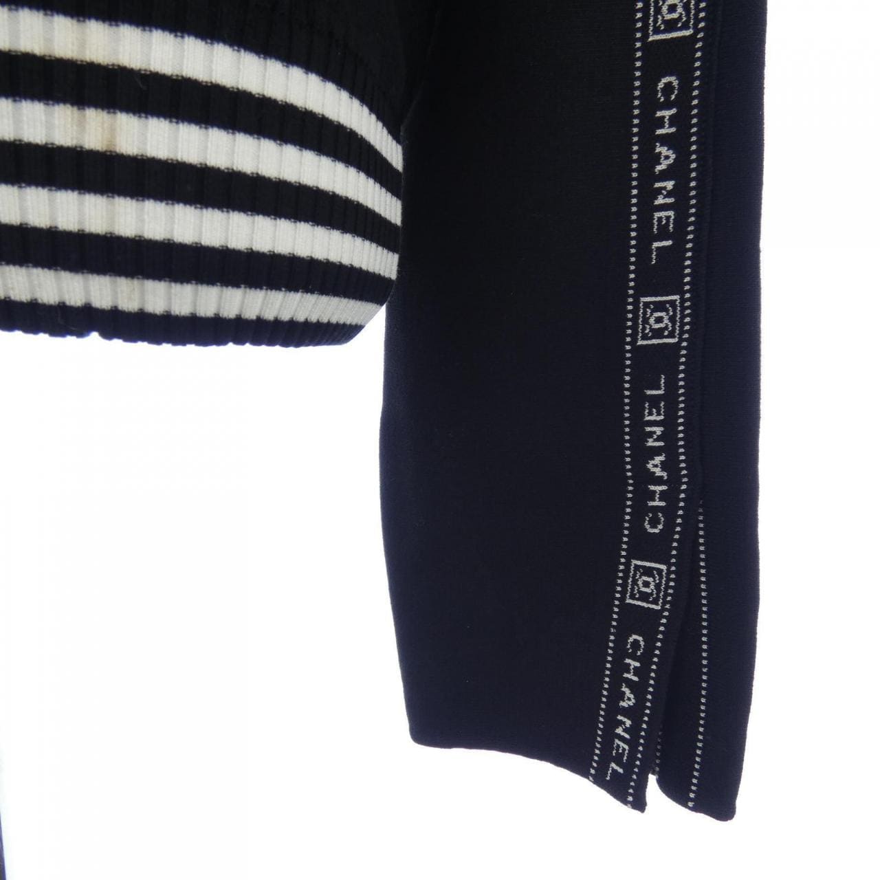 【ヴィンテージ】シャネル CHANEL IDENTIFICATION P23238V01521 04P パーカー