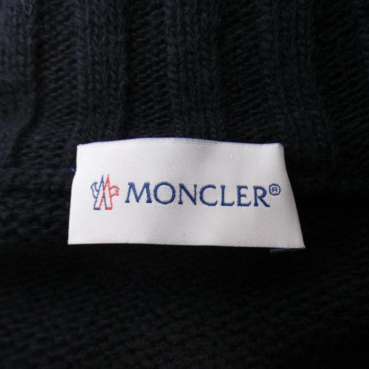 モンクレール MONCLER ダウンジャケット