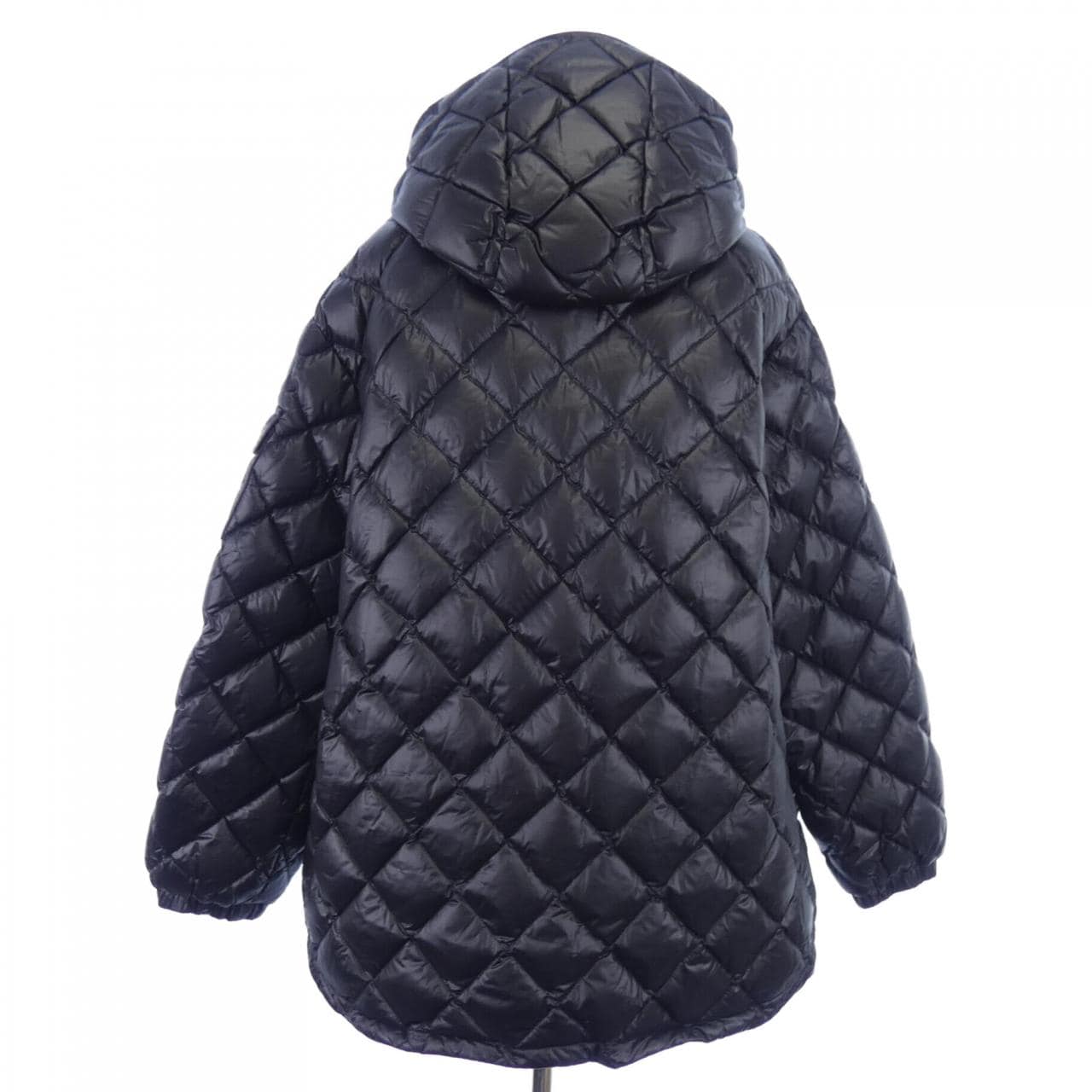 【新品】モンクレール MONCLER K20932F00013 ダウンジャケット