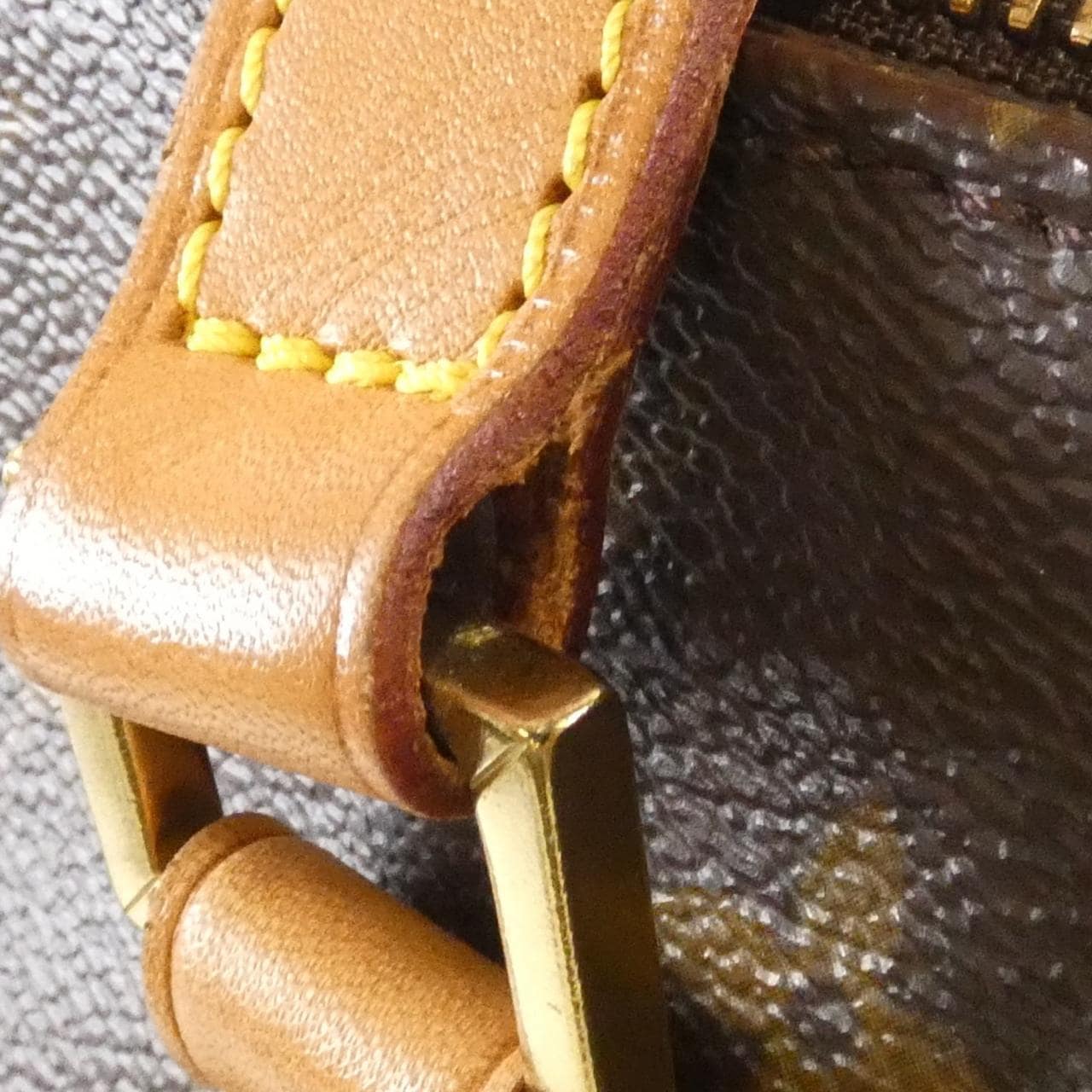 ルイヴィトン モノグラム カバ メゾ M51151 バッグ