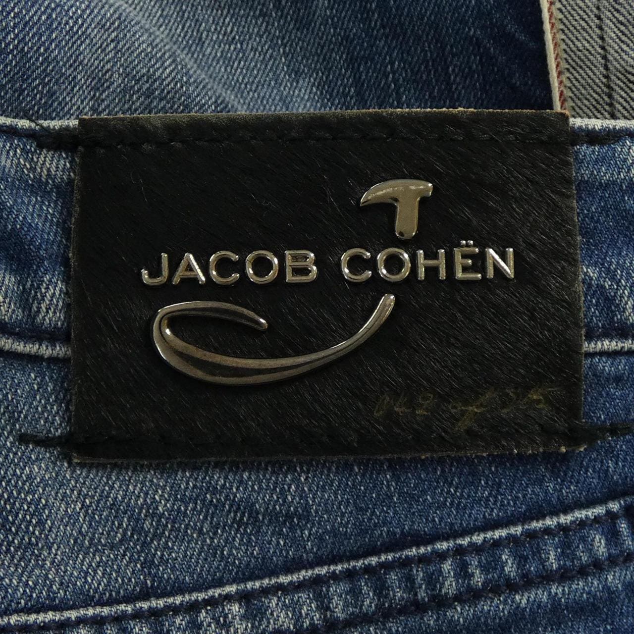 ヤコブコーエン JACOB COHEN ジーンズ
