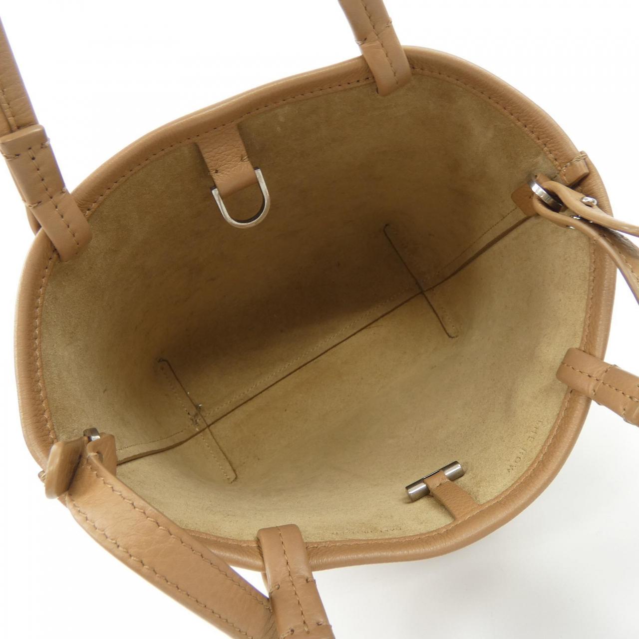 ザロウ THE ROW BAG