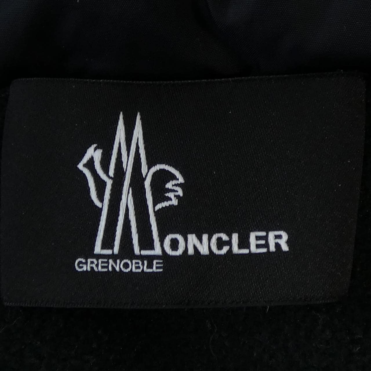 モンクレールグルノーブル MONCLER GRENOBLE 20978G00007 ダウンジャケット
