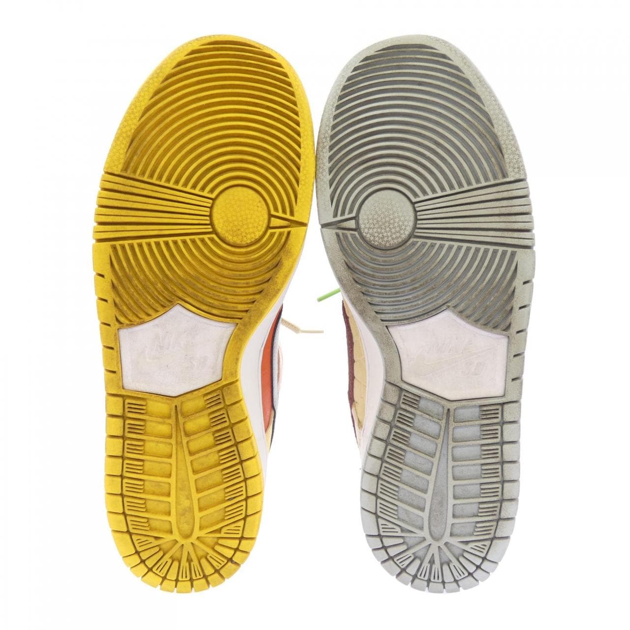 ナイキ NIKE CV1628-800　JASON DENG スニーカー