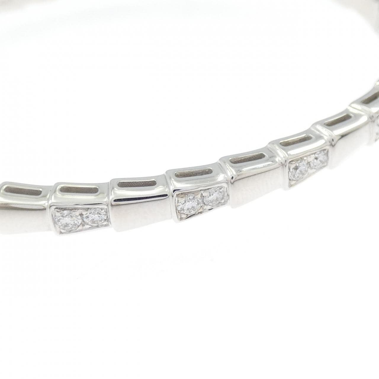 ブルガリ ダイヤモンド バングル