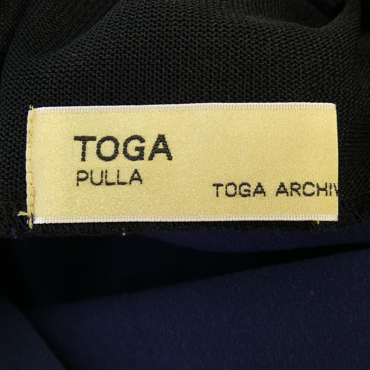 トーガ TOGA TP41-JK259 トップス