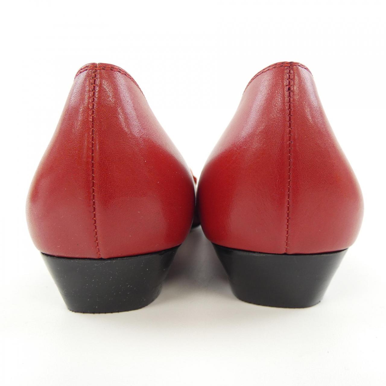 【ヴィンテージ】サルヴァトーレフェラガモ SALVATORE FERRAGAMO LALY パンプス