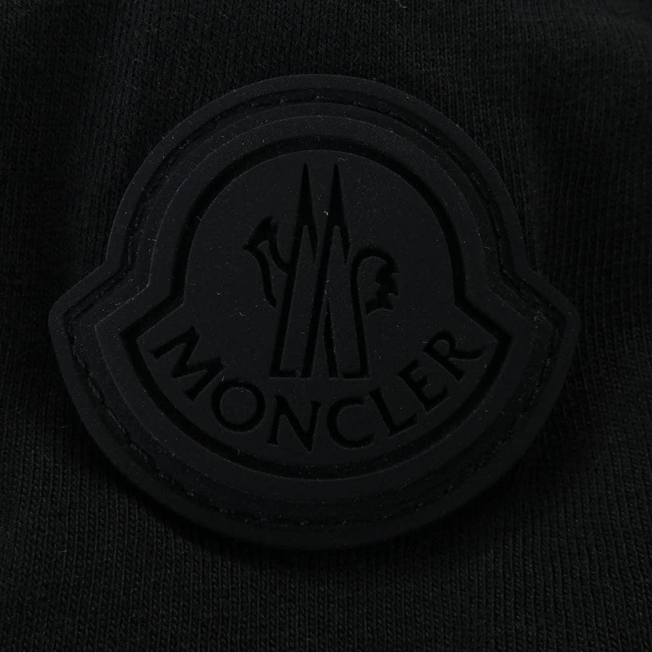 MONCLER I20918D00008 T-shirt