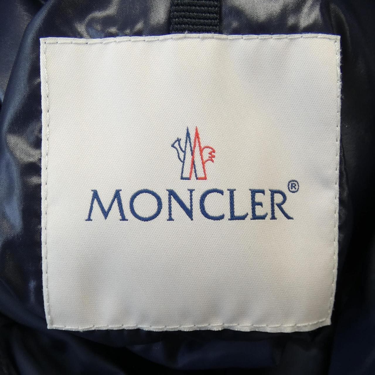 モンクレール MONCLER ダウンジャケット