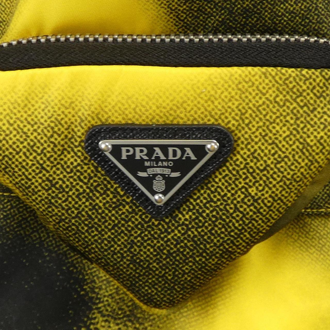プラダ PRADA コート
