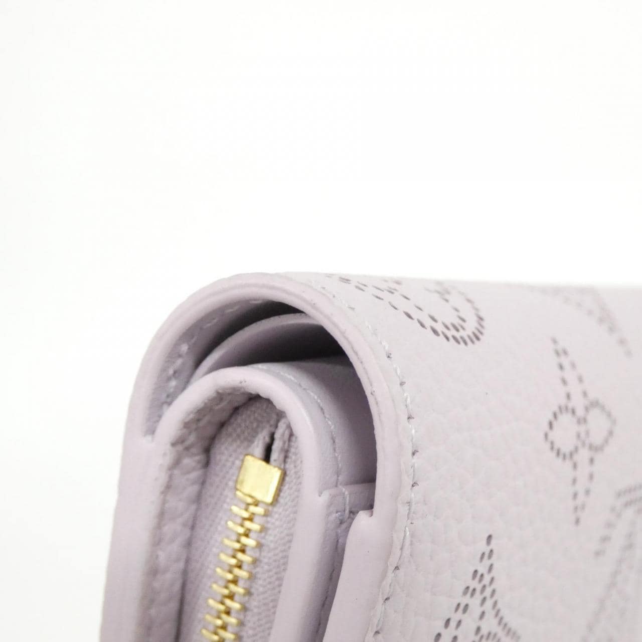 ルイヴィトン マヒナ ポルトフォイユ クレア M26103 財布