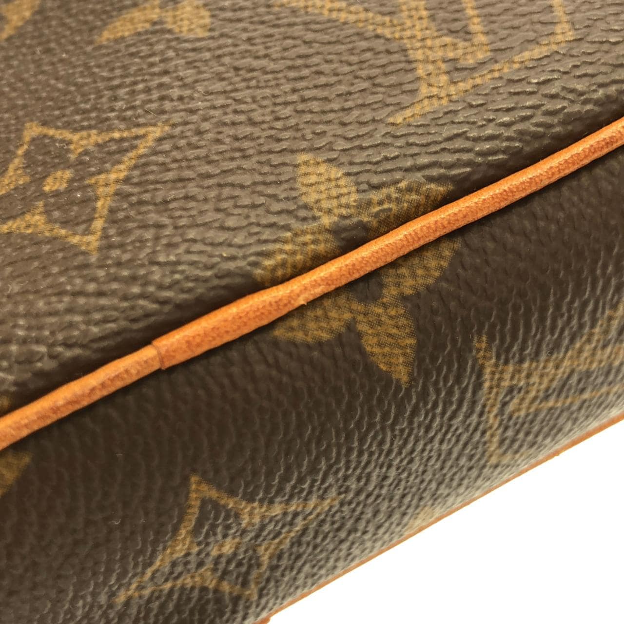 ルイヴィトン モノグラム マルリー バンドリエール M51828 ショルダーバッグ