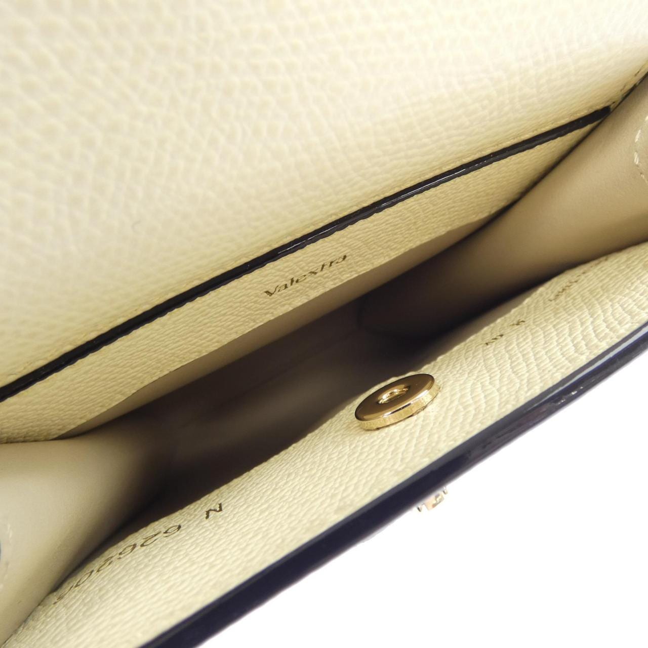 ヴァレクストラ VALEXTRA スリムB トラッコリーナ WBBR0061028LOC99 BAG
