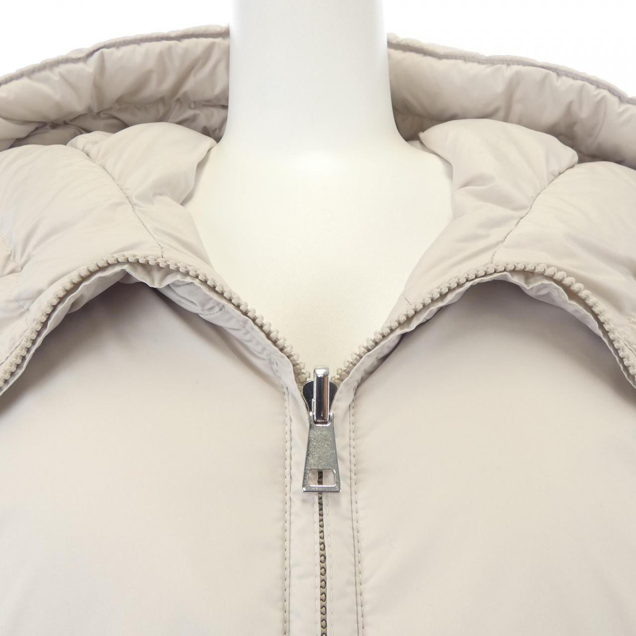 モンクレール MONCLER GUERLEDAN ダウンジャケット