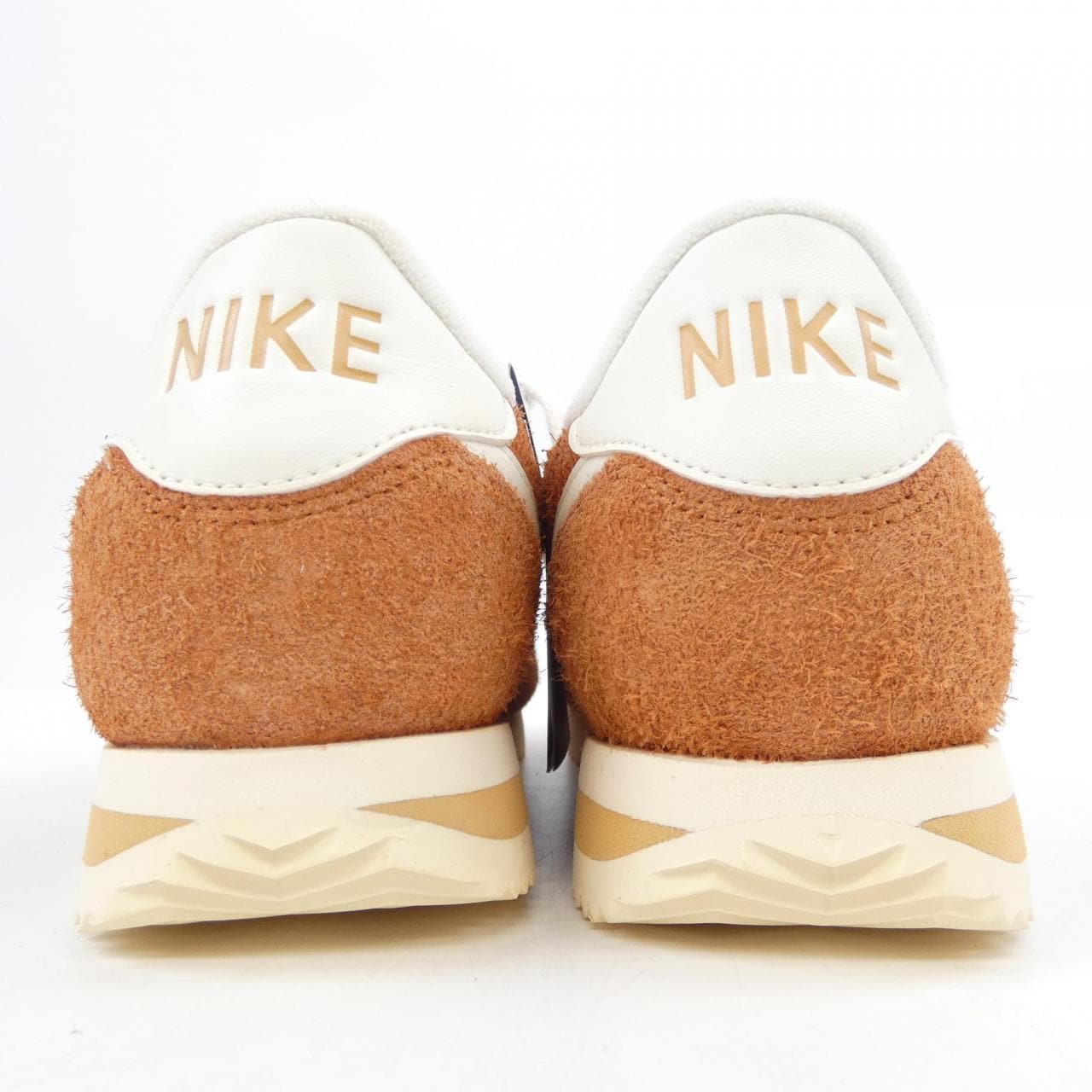 ナイキ NIKE HF3142-200 スニーカー