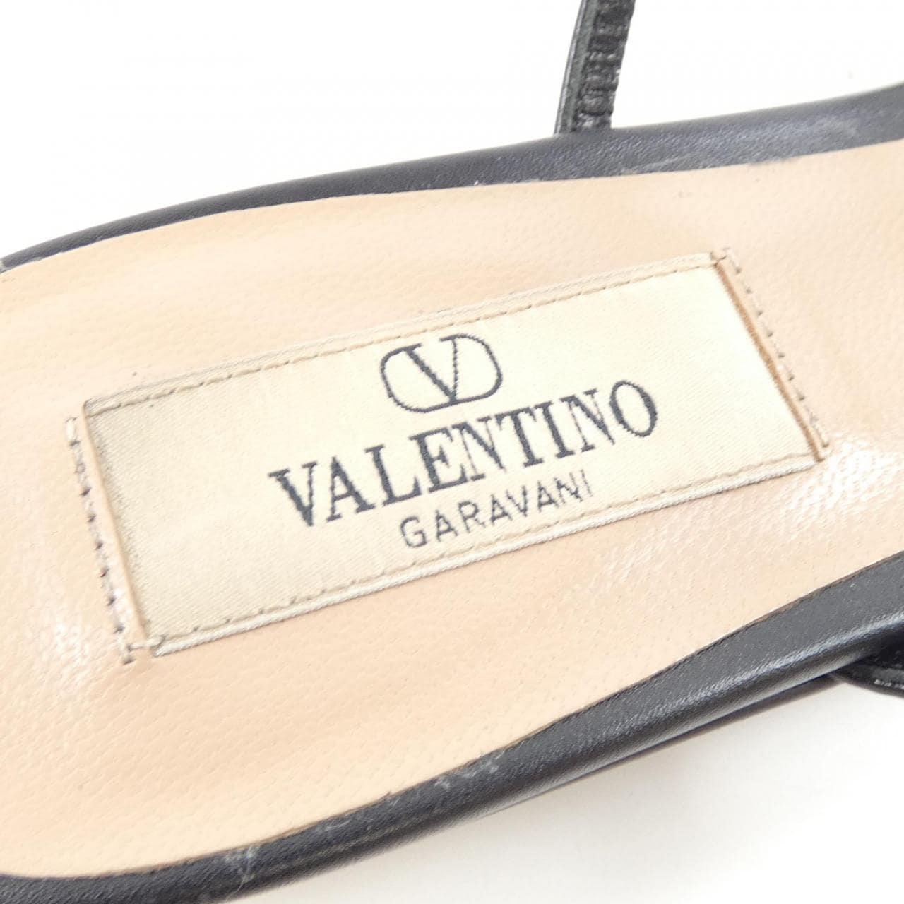 ヴァレンティノガラヴァーニ VALENTINO GARAVANI サンダル