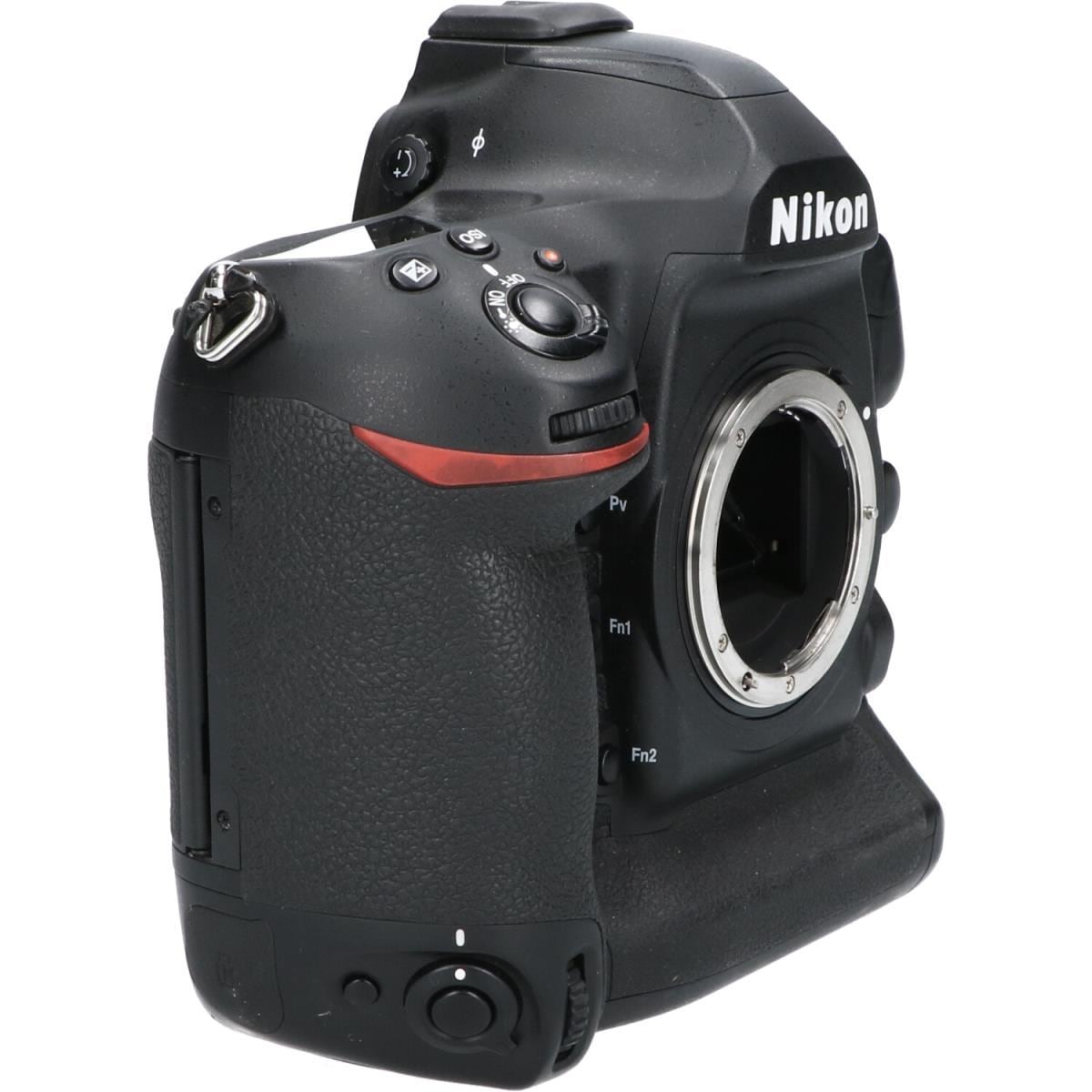 NIKON D6