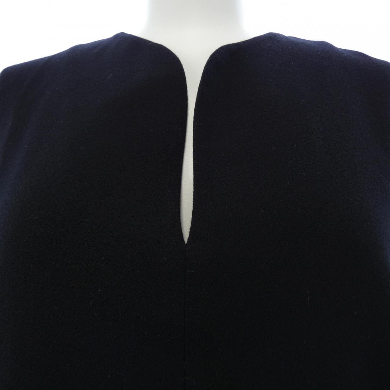 エルメス HERMES トップス