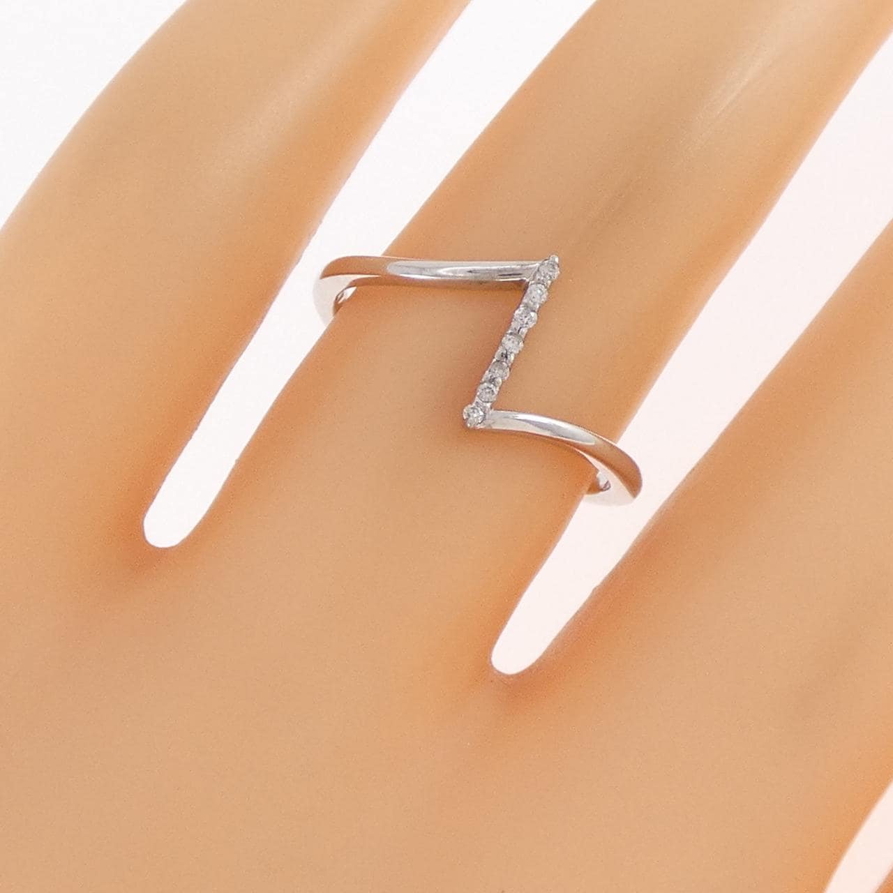 PT950 ダイヤモンド リング 0.025CT
