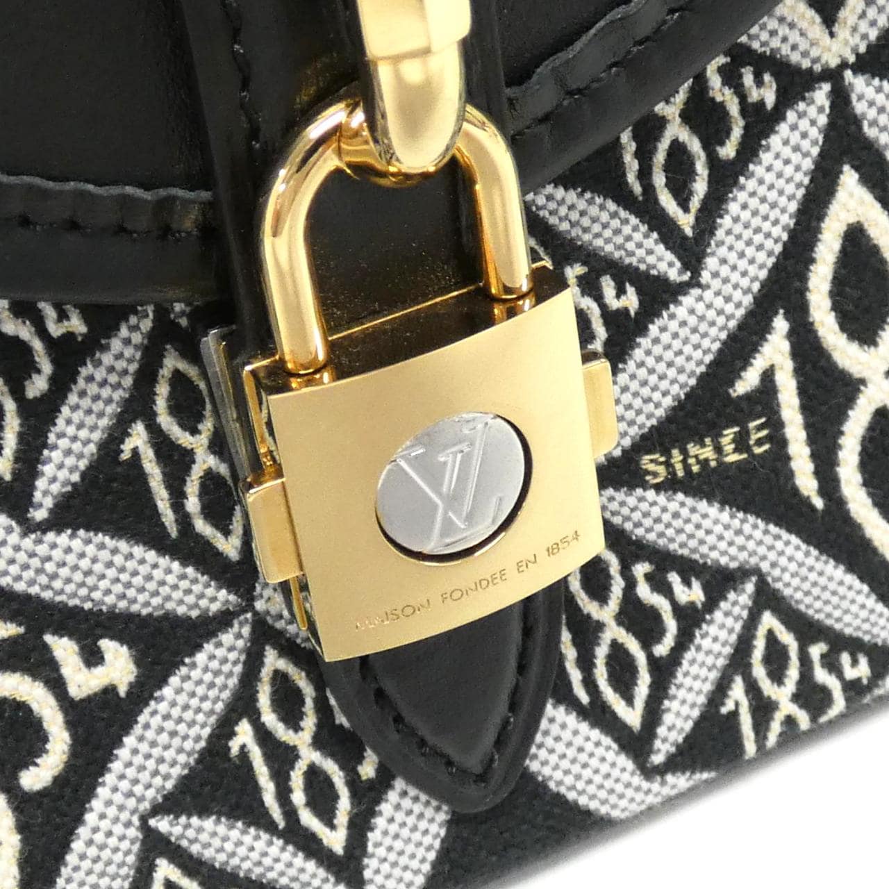 LOUIS VUITTON SINCE1854 Neo Saumur MM M57488 Shoulder Bag