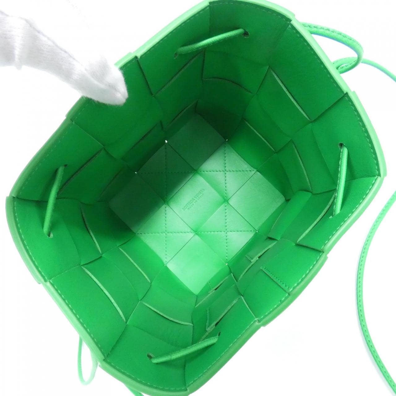 ボッテガヴェネタ 680218 VCQC4 ミニバッグ