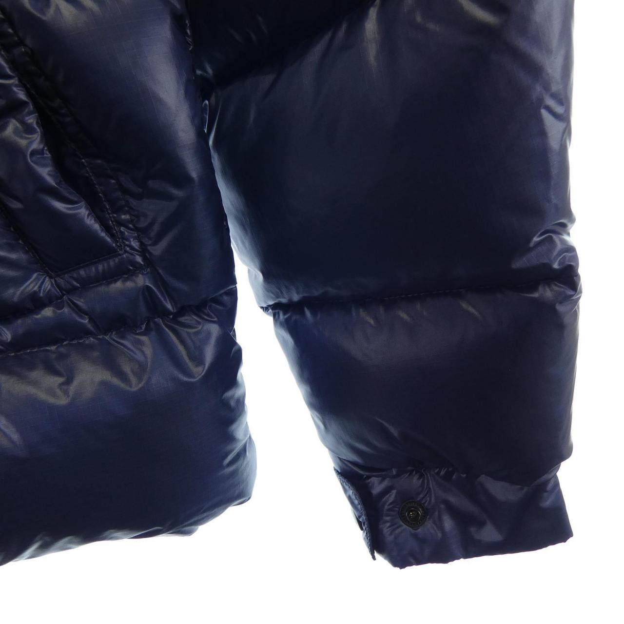 モンクレール MONCLER ダウンジャケット