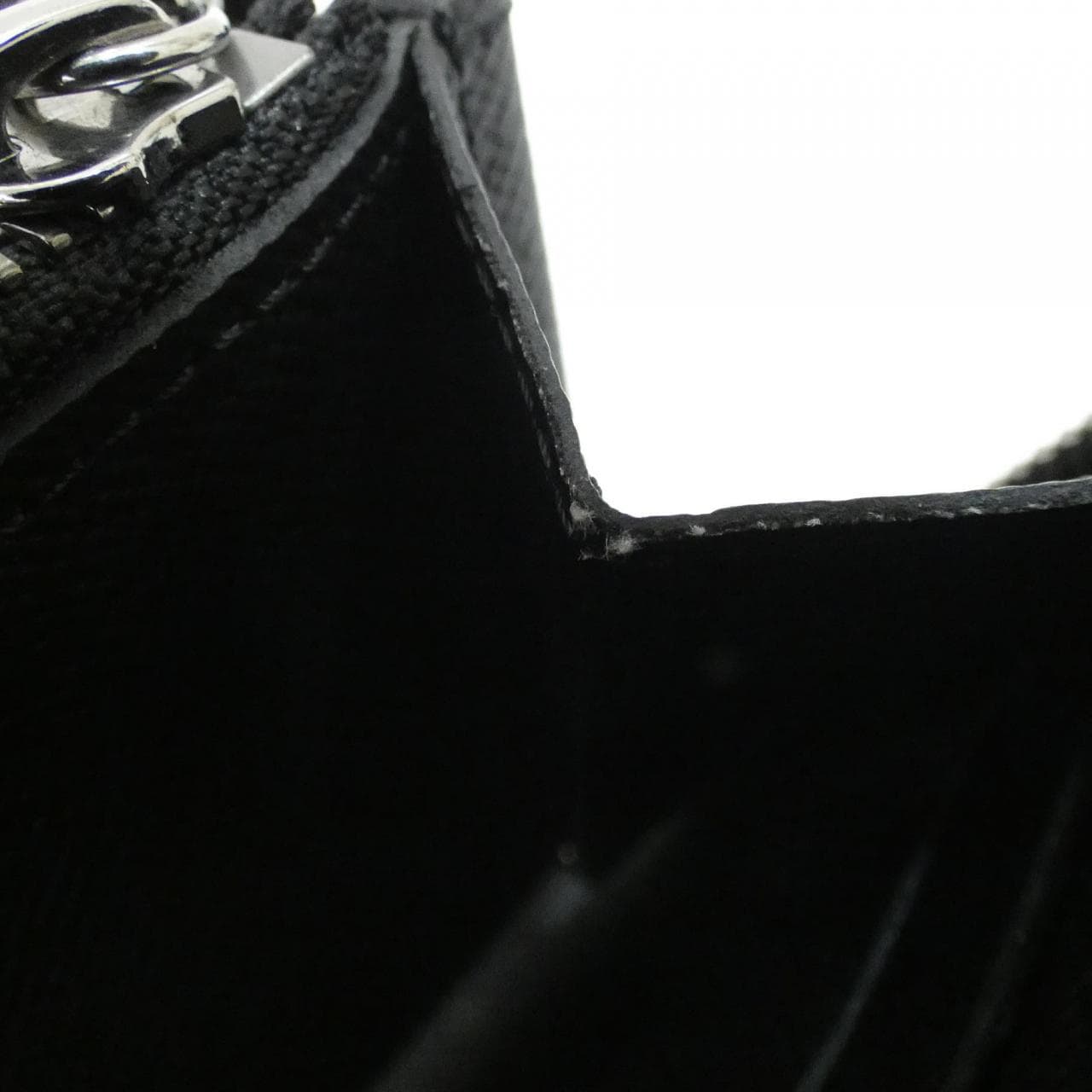 ルイヴィトン モノグラム エクリプス ジッピー ウォレット ホリゾンタル M11611 財布