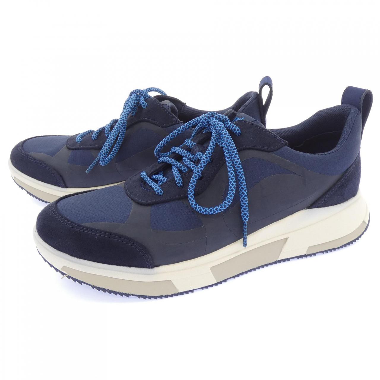 fitflop スニーカー