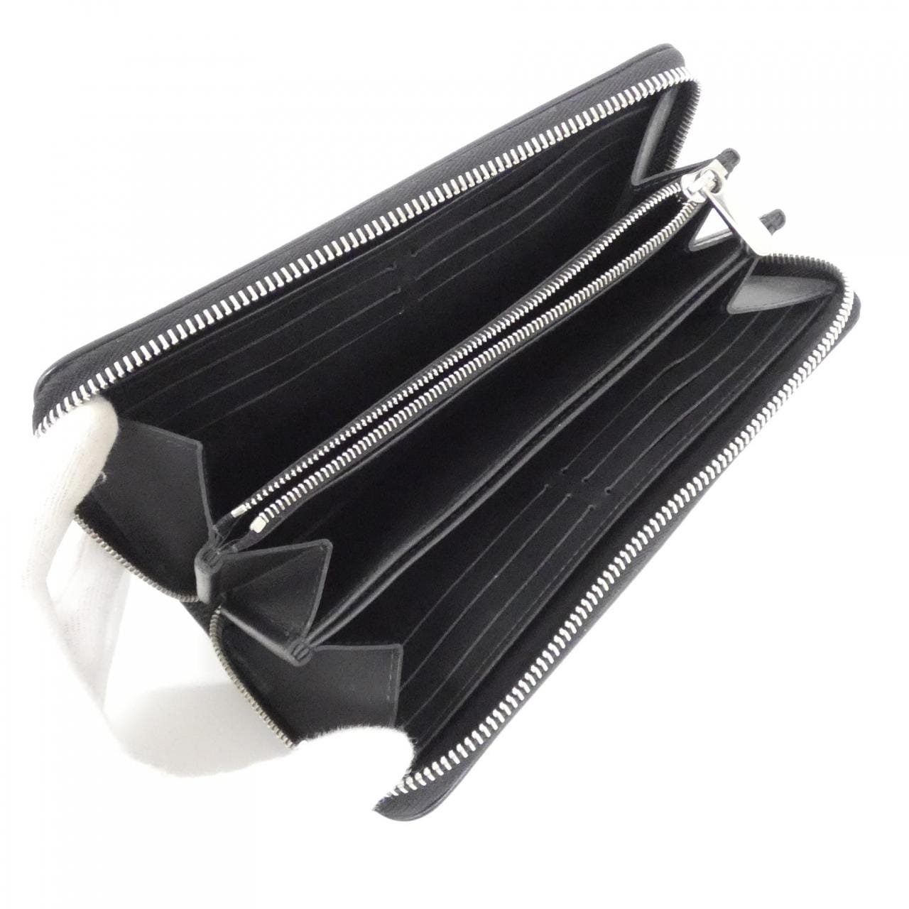 ルイヴィトン マヒナ ジッピー ウォレット M61867 財布