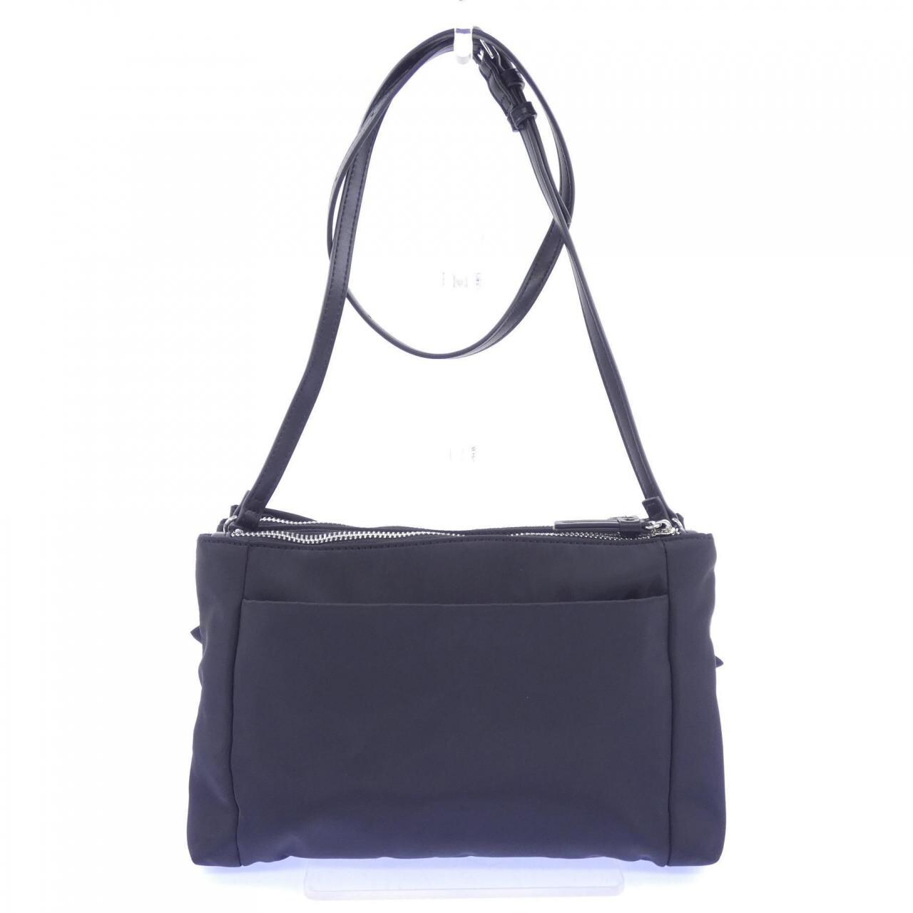 トゥービーシック TO BE CHIC BAG