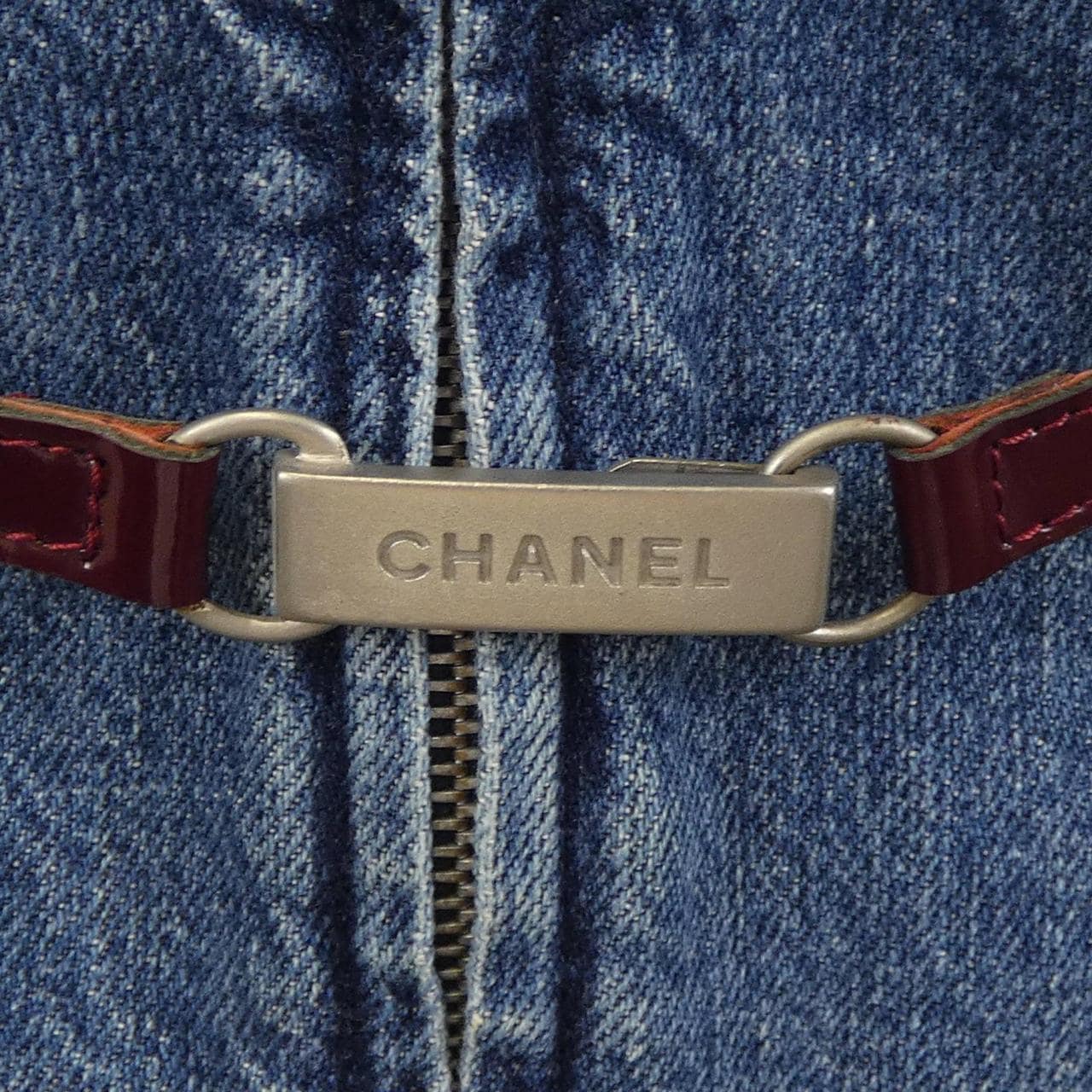 【ヴィンテージ】シャネル CHANEL IDENTFICATION P15973V08985 00A デニムジャケット