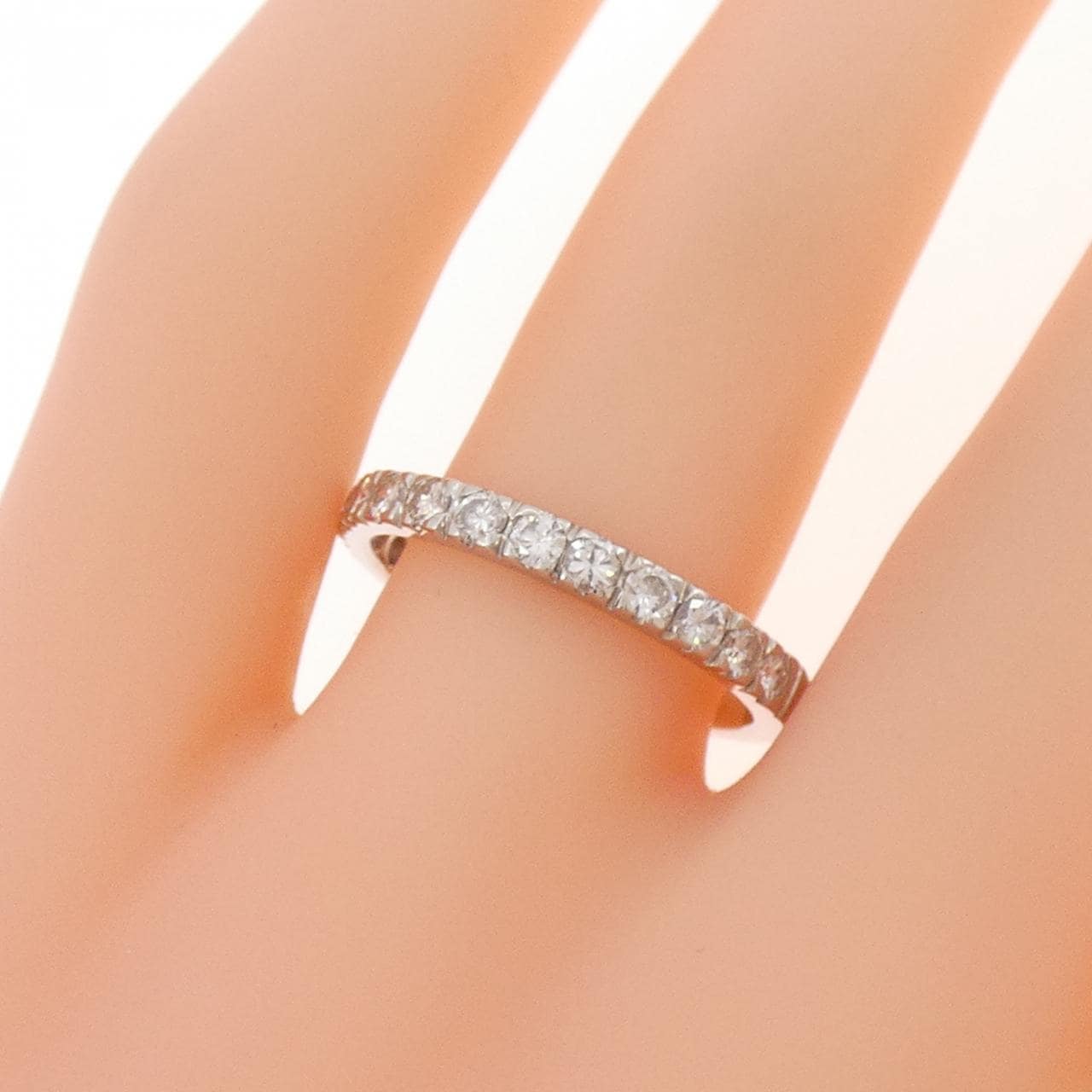 PT900 ハーフエタニティ ダイヤモンド リング 0.56CT