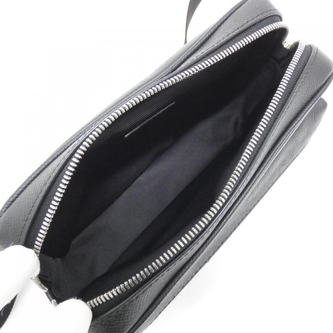 LOUIS VUITTON Taiga 腰包戶外 M33438 單肩包