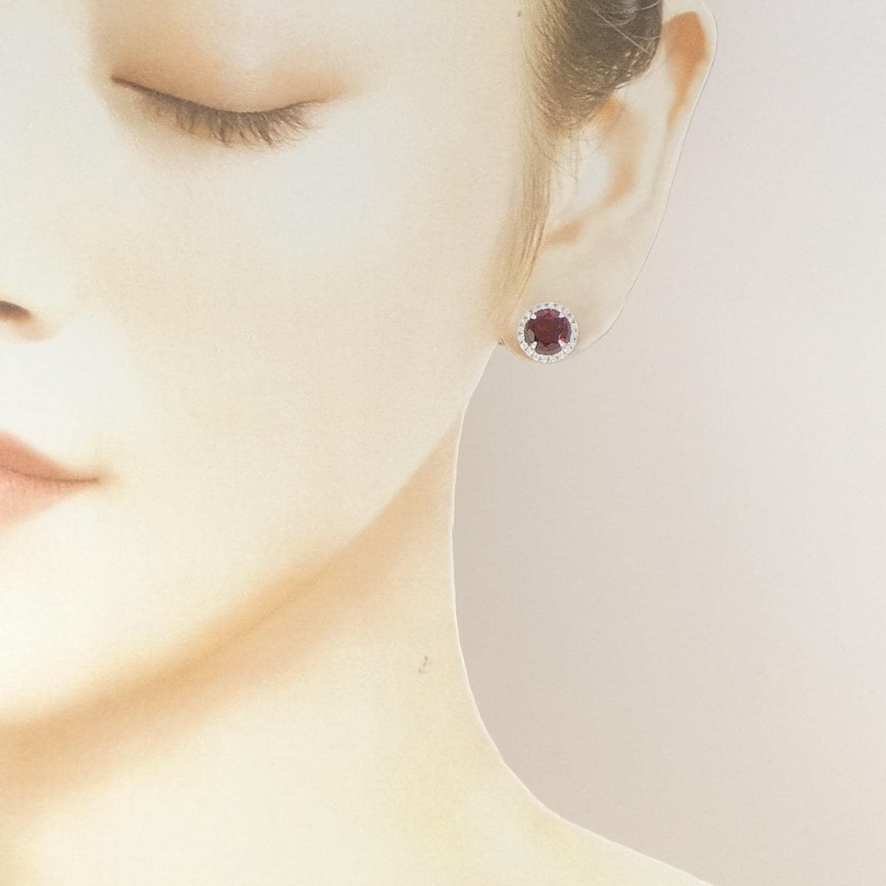 750WG ガーネット ピアス