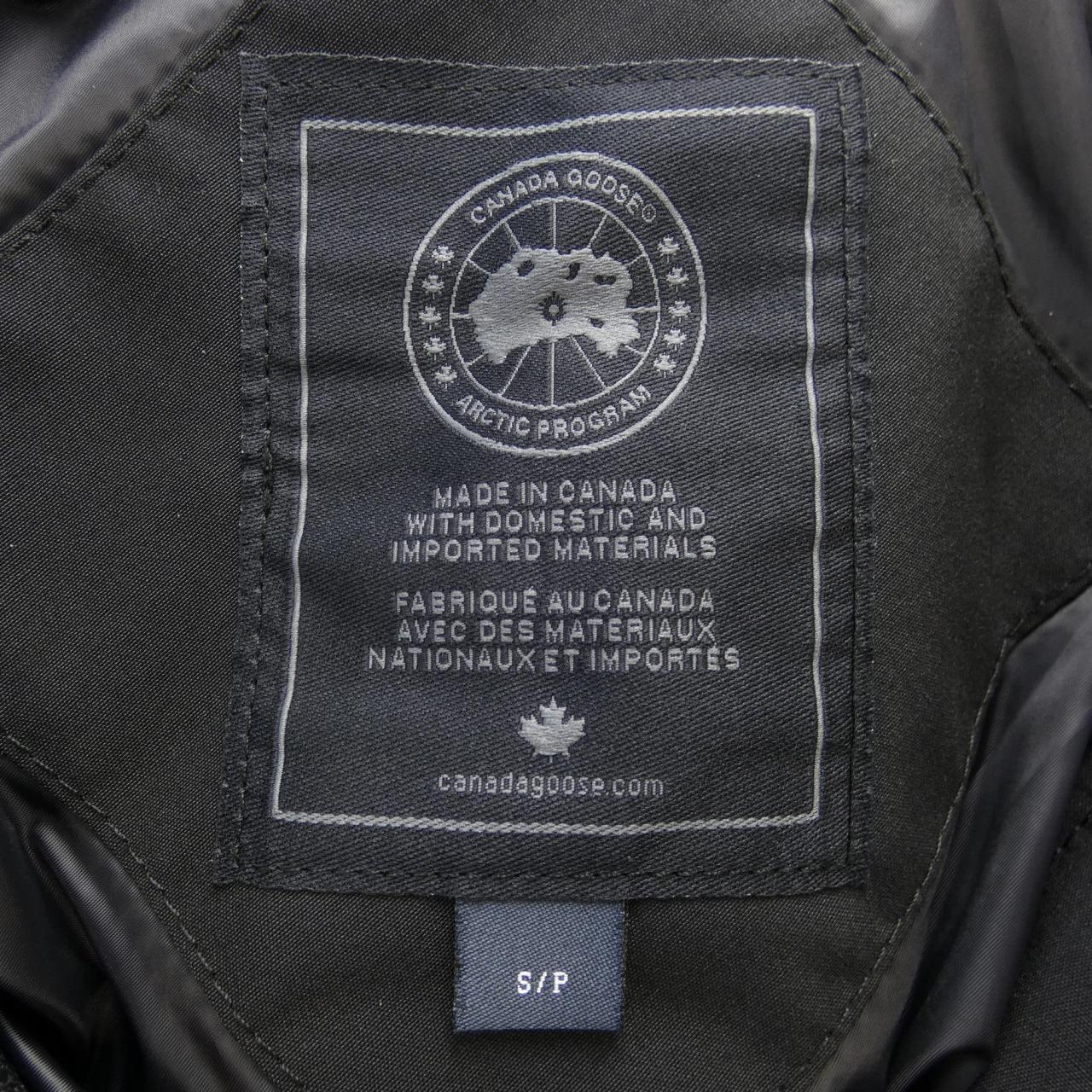 カナダグース CANADA GOOSE ダウンコート