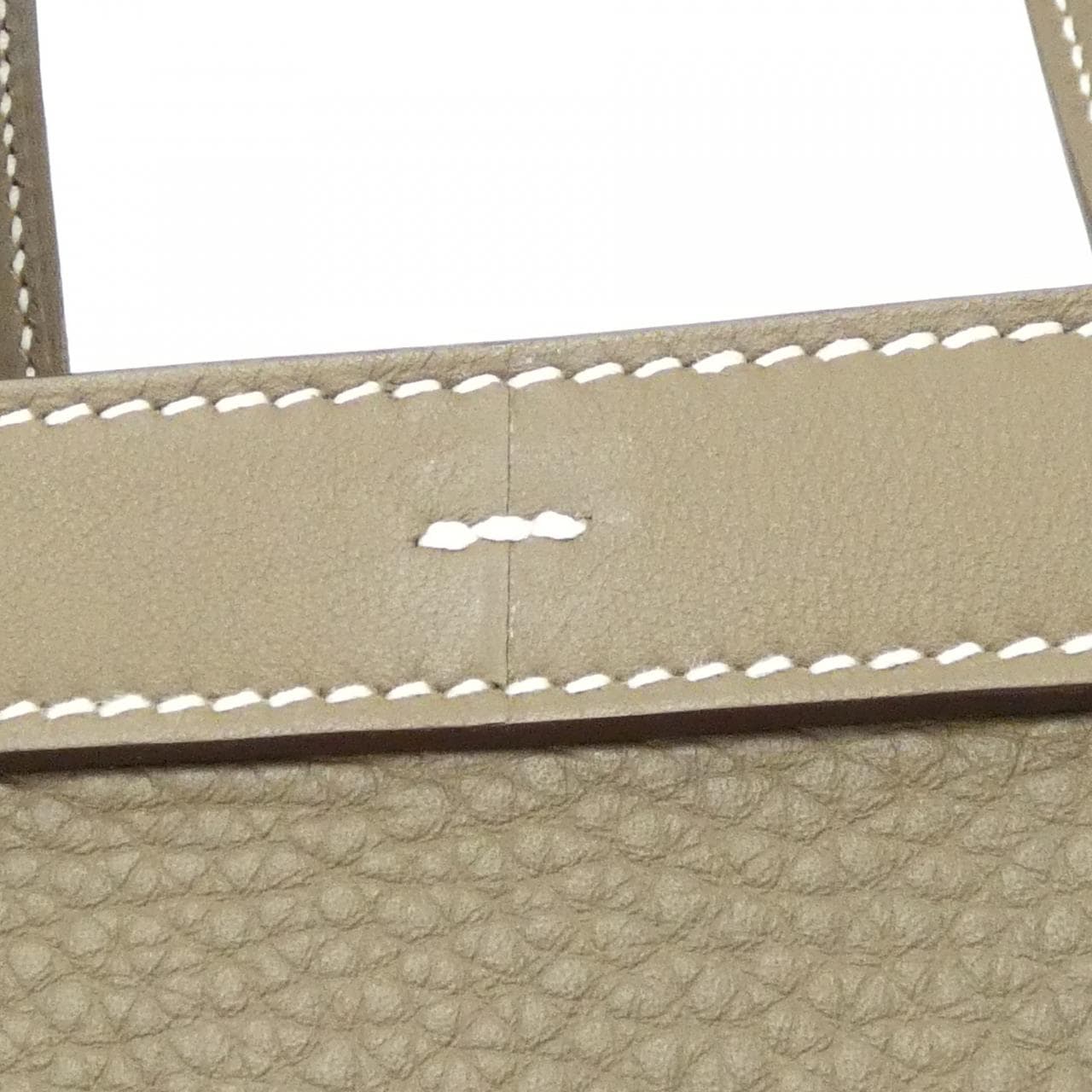 エルメス イン ザ ループ 18cm 084274CK バッグ