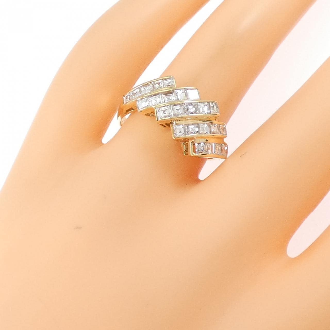 K18YG ダイヤモンド リング 1.54CT