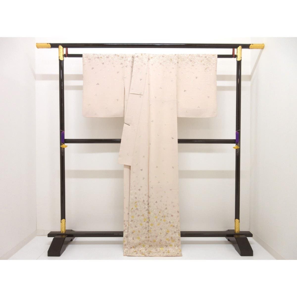 訪問着　刺繍加工