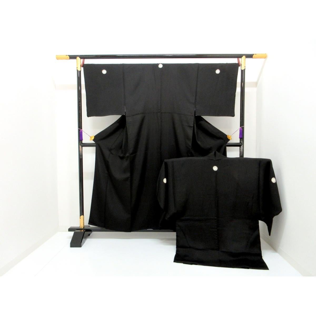 男物　黒羽二重　丸に唐花　きもの羽織　２点セット