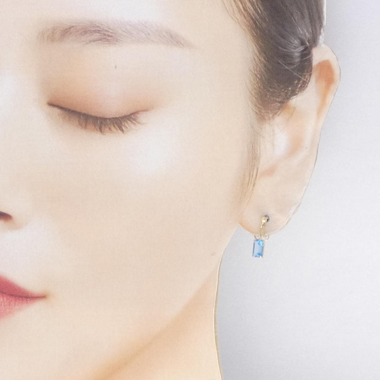 K18YG ブルートパーズ ピアス