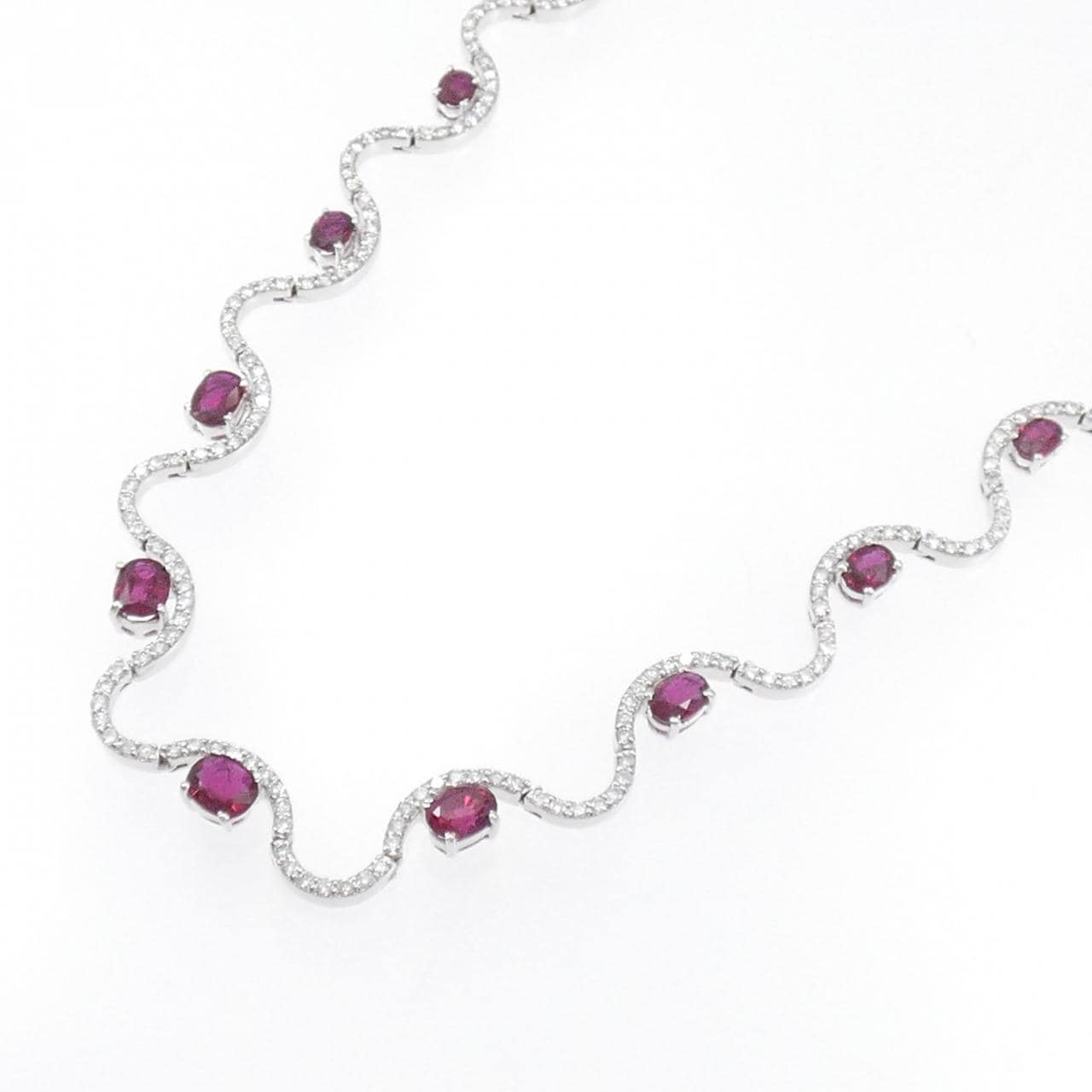 K18WG ルビー ネックレス 8.00CT