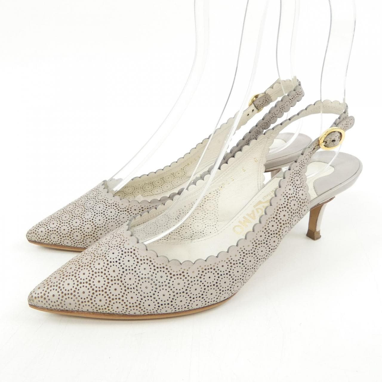 サルヴァトーレフェラガモ SALVATORE FERRAGAMO パンプス