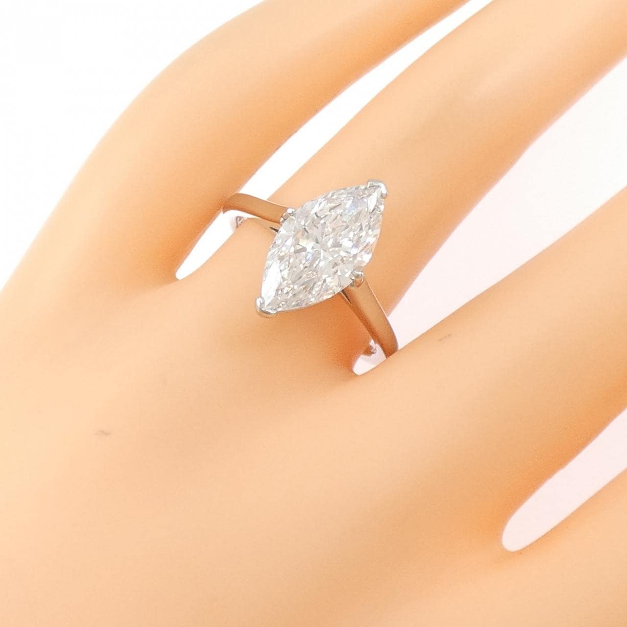 PT900 ダイヤモンド リング 3.012CT D VS1 マーキスカット