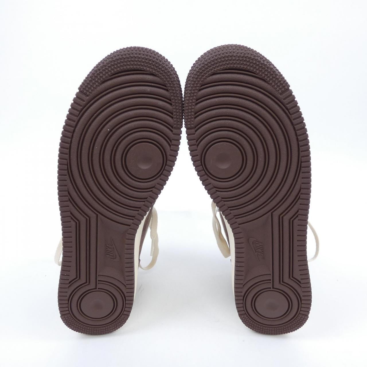 ナイキ NIKE スニーカー