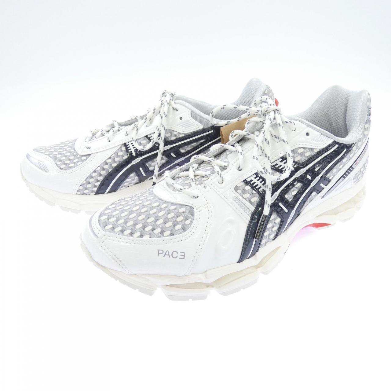 アシックス ASICS 1203B001 スニーカー